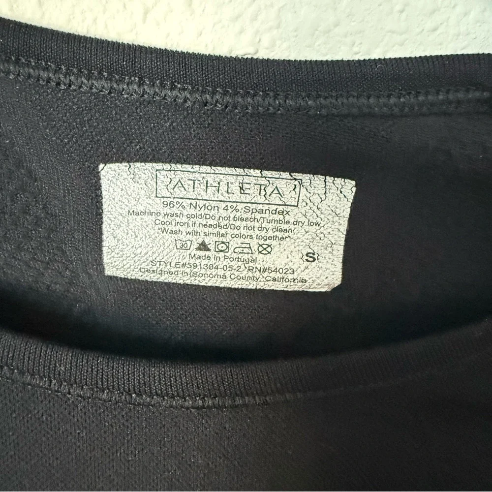 Athleta Black Performance Top - Picture 4 of 7